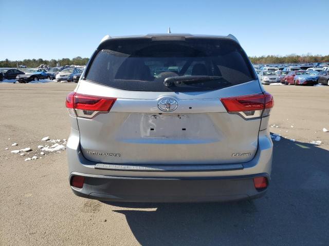 5TDBZRFH5KS969566 - 2019 TOYOTA HIGHLANDER LE SILVER photo 6