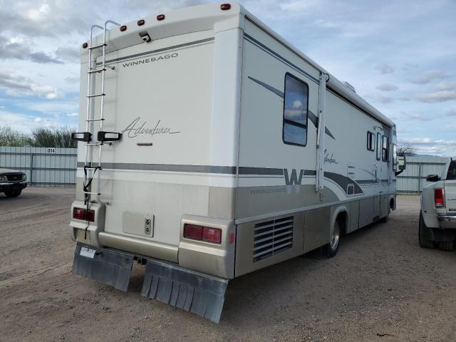 5B4LP57GX13331005 - 2001 WORKHORSE CUSTOM CHASSIS MOTORHOME P3500 TWO TONE photo 4