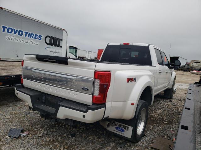 1FT8W4DTXHED07543 - 2017 FORD F450 SUPER DUTY WHITE photo 3