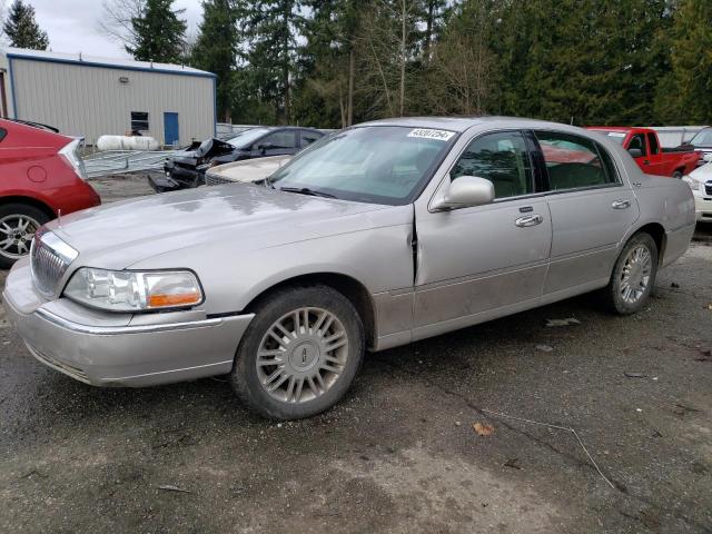 2LNHM82V99X627692 - 2009 LINCOLN TOWN CAR SIGNATURE LIMITED SILVER photo 1