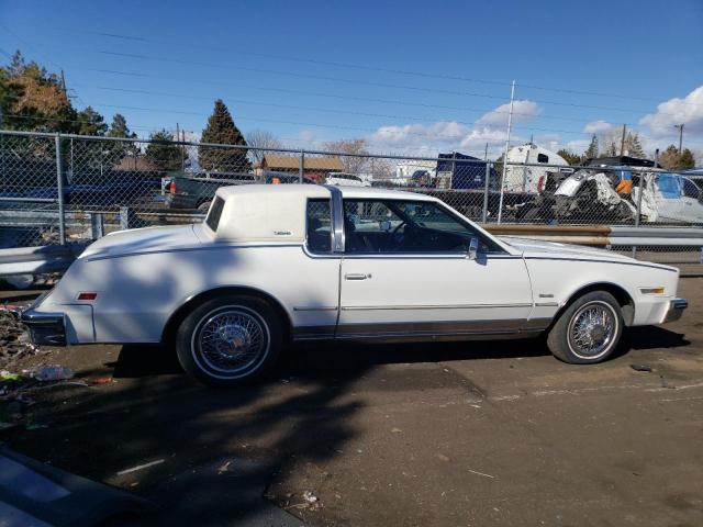 1G3AZ57Y8EE325976 - 1984 OLDSMOBILE TORONADO BROUGHAM WHITE photo 3