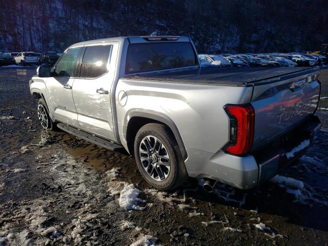 5TFJC5DBXPX014509 - 2023 TOYOTA TUNDRA CREWMAX LIMITED SILVER photo 2