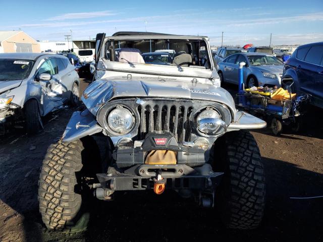 1JCCF88E4ET101315 - 1984 JEEP SCRAMBLER SILVER photo 5