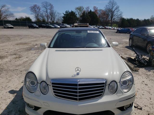 WDBUF87X78B277387 - 2008 MERCEDES-BENZ E 350 4MATIC WHITE photo 5