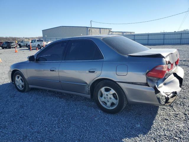 1HGCG5660YA067402 - 2000 HONDA ACCORD EX SILVER photo 2