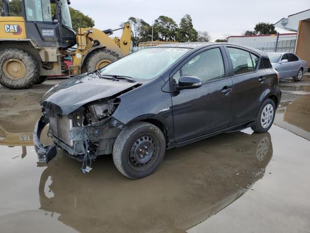 2016 TOYOTA PRIUS C, 