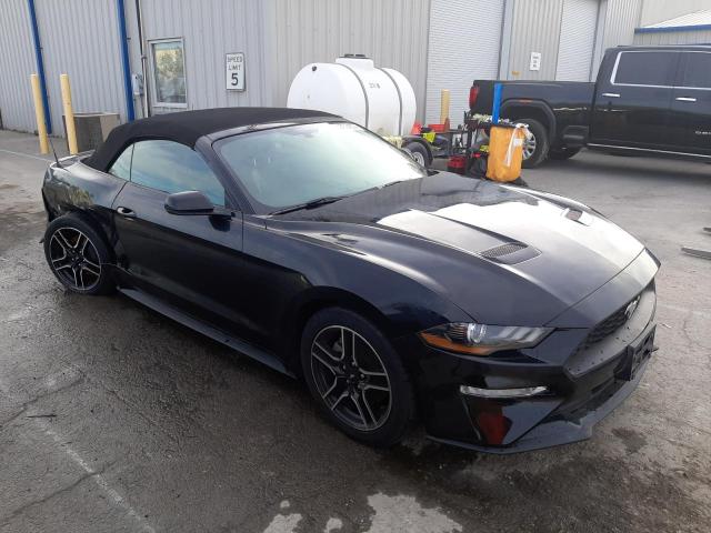 1FATP8UH2J5142688 - 2018 FORD MUSTANG BLACK photo 4