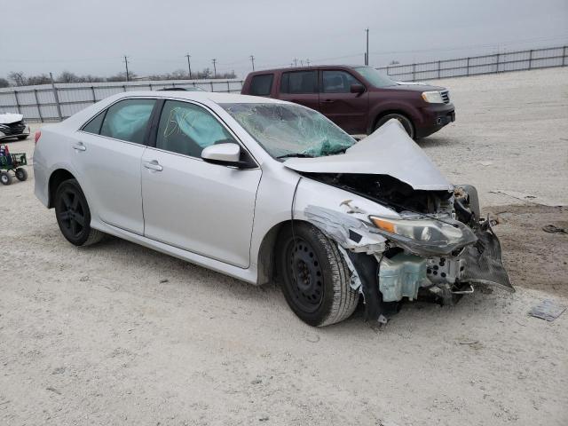 4T1BF1FKXDU676360 - 2013 TOYOTA CAMRY L SILVER photo 4