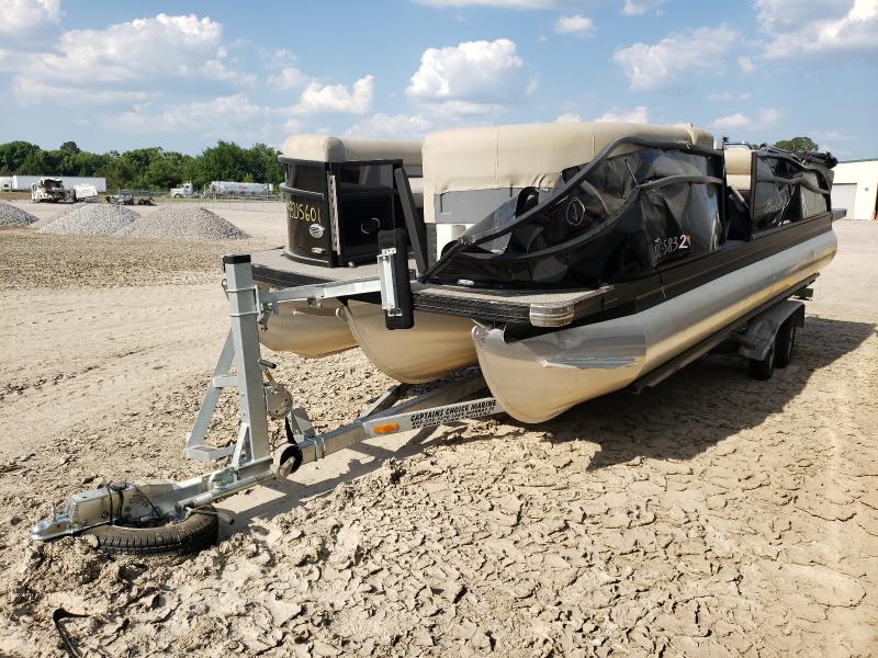 BDF03030B020 - 2020 BOAT PONTOON BLACK photo 2