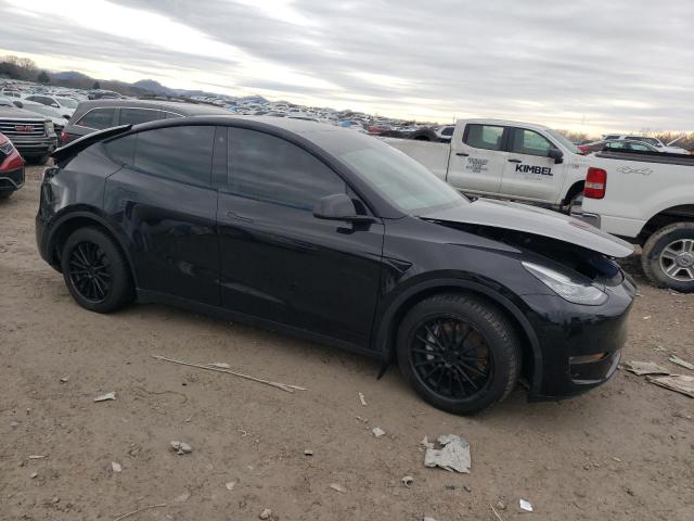 5YJYGAEE1MF199950 - 2021 TESLA MODEL Y BLACK photo 4