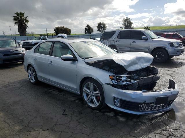 3VW4T7AJ0FM409966 - 2015 VOLKSWAGEN JETTA GLI SILVER photo 4