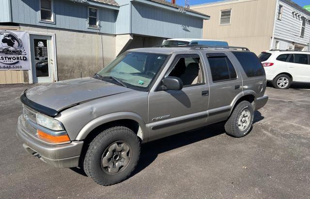 1GNDT13X54K166877 - 2004 CHEVROLET BLAZER GOLD photo 2