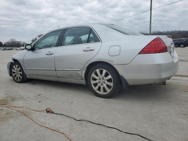 1HGCM66506A037013 - 2006 HONDA ACCORD EX SILVER photo 2