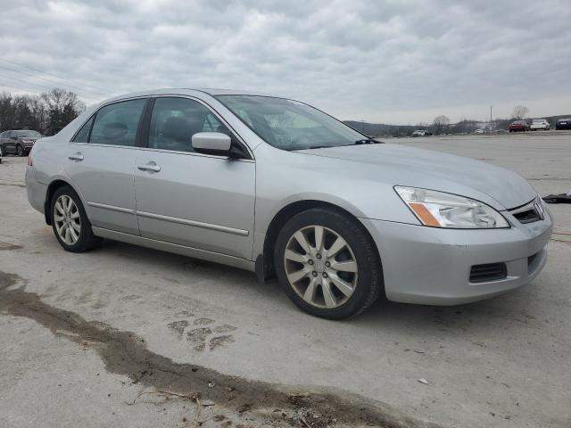 1HGCM66506A037013 - 2006 HONDA ACCORD EX SILVER photo 4