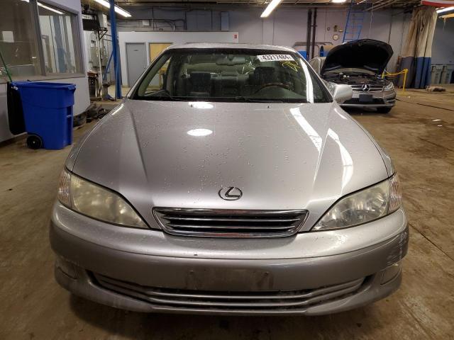 JT8BF28G115107520 - 2001 LEXUS ES 300 BEIGE photo 5