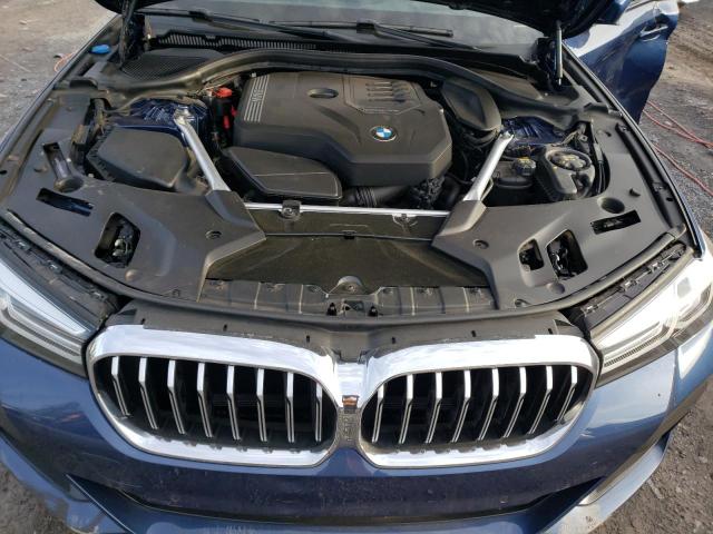 WBA13BJ06NWX47674 - 2022 BMW 530 XI BLUE photo 11