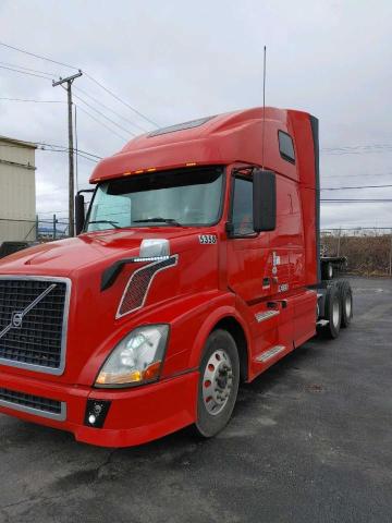 4V4NC9TG1CN535358 - 2012 VOLVO VN VNL RED photo 2