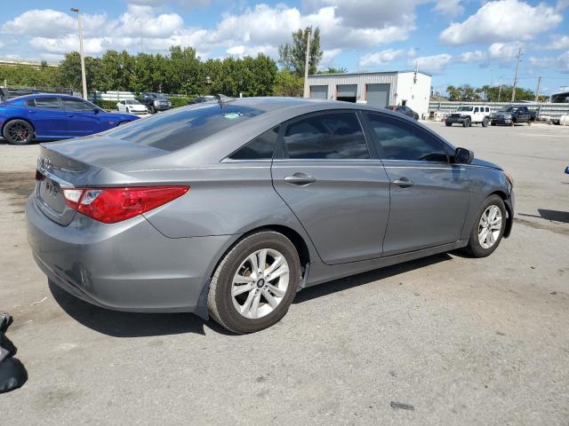 5NPEB4ACXDH639270 - 2013 HYUNDAI SONATA GLS GRAY photo 3