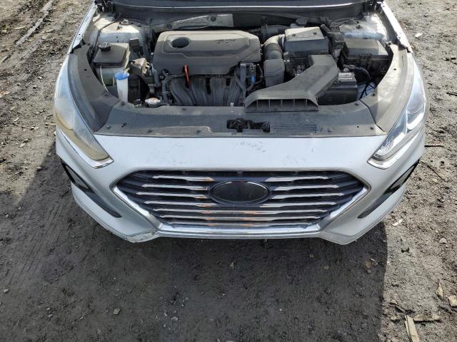 5NPE24AF2JH678974 - 2018 HYUNDAI SONATA SE SILVER photo 11