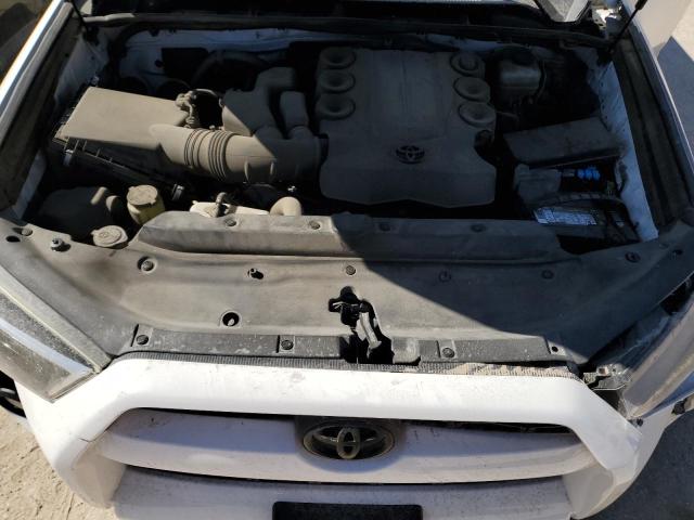 JTEZU5JR3F5093125 - 2015 TOYOTA 4RUNNER SR5 WHITE photo 12