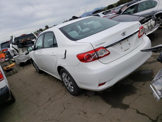 2T1BU4EE5CC874041 - 2012 TOYOTA COROLLA BASE WHITE photo 2