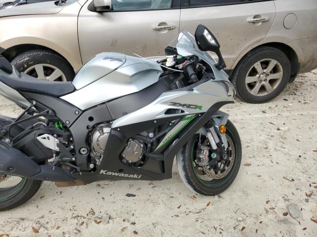 JKAZXCR11JA007111 - 2018 KAWASAKI ZX1000 R SILVER photo 5