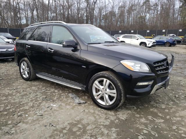 4JGDA5HB4CA095822 - 2012 MERCEDES-BENZ ML 350 4MATIC BLACK photo 4