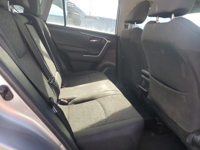 2T3P1RFV1LC068800 - 2020 TOYOTA RAV4 XLE SILVER photo 11