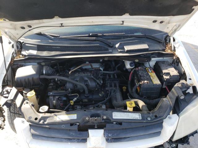 2D4RN4DE1AR217315 - 2010 DODGE GRAND CARA SE WHITE photo 12