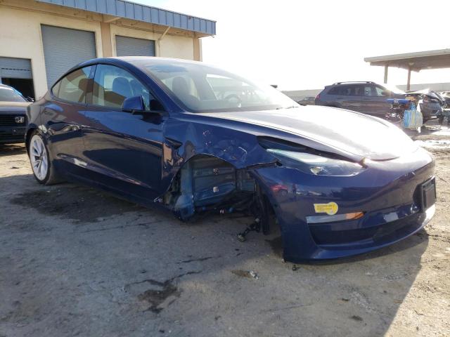 5YJ3E1EB4NF167081 - 2022 TESLA MODEL 3 BLUE photo 4