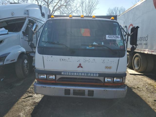 JW6BBE1H63L001581 - 2003 MITSUBISHI FE 649 WHITE photo 5