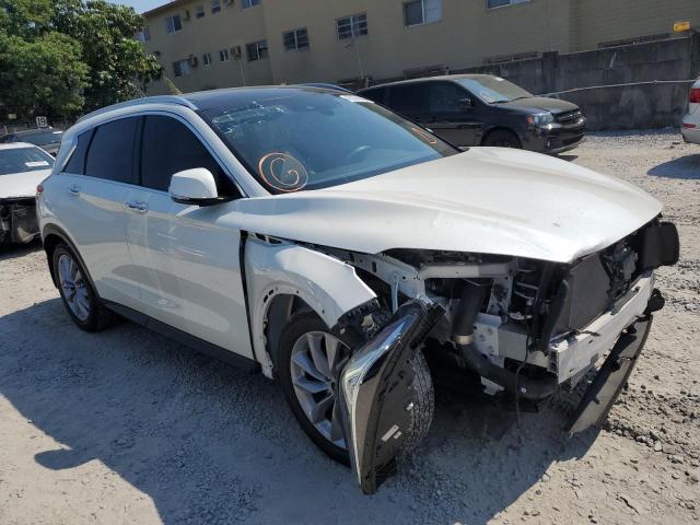 3PCAJ5BA6MF110773 - 2021 INFINITI QX50 LUXE WHITE photo 4