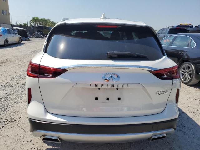 3PCAJ5BA6MF110773 - 2021 INFINITI QX50 LUXE WHITE photo 6