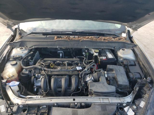 3FA6P0H77FR252284 - 2015 FORD FUSION SE GRAY photo 11