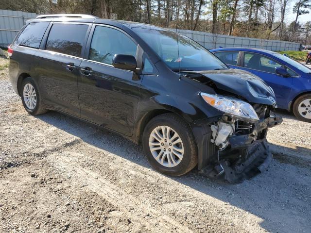 5TDYK3DC5DS315026 - 2013 TOYOTA SIENNA XLE BLACK photo 4