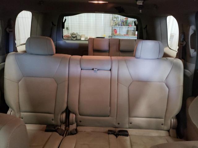 5FNYF4H24BB007665 - 2011 HONDA PILOT LX GRAY photo 10