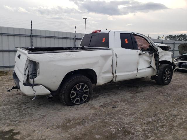5TFUW5F18FX437466 - 2015 TOYOTA TUNDRA DOUBLE CAB SR/SR5 WHITE photo 3
