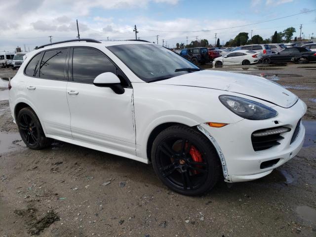 WP1AD2A22ELA72360 - 2014 PORSCHE CAYENNE GTS WHITE photo 4