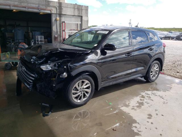 KM8J23A48HU456913 - 2017 HYUNDAI TUCSON SE BLACK photo 1