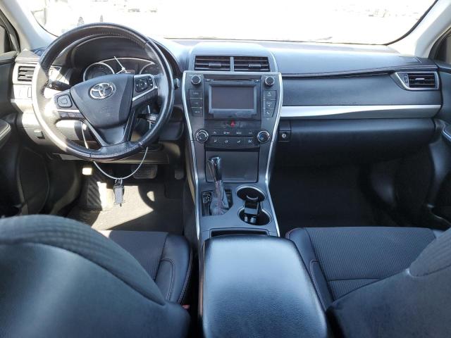 4T1BF1FK6HU641255 - 2017 TOYOTA CAMRY LE GRAY photo 8