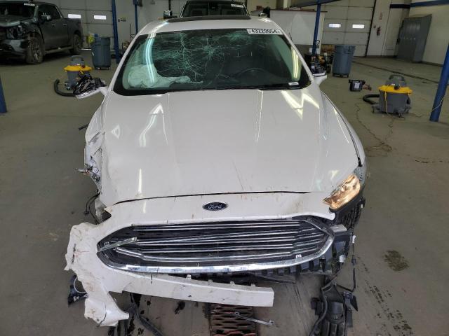 3FA6P0T96GR387170 - 2016 FORD FUSION SE WHITE photo 5