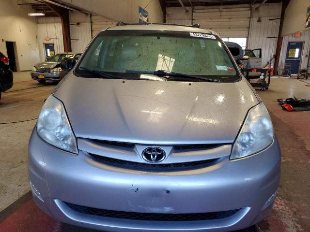 5TDZA23C06S415928 - 2006 TOYOTA SIENNA CE GRAY photo 5