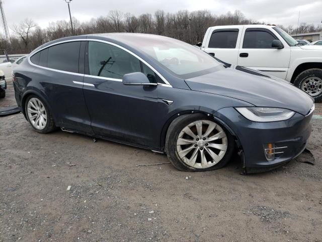 5YJXCAE2XLF221617 - 2020 TESLA MODEL X GRAY photo 4