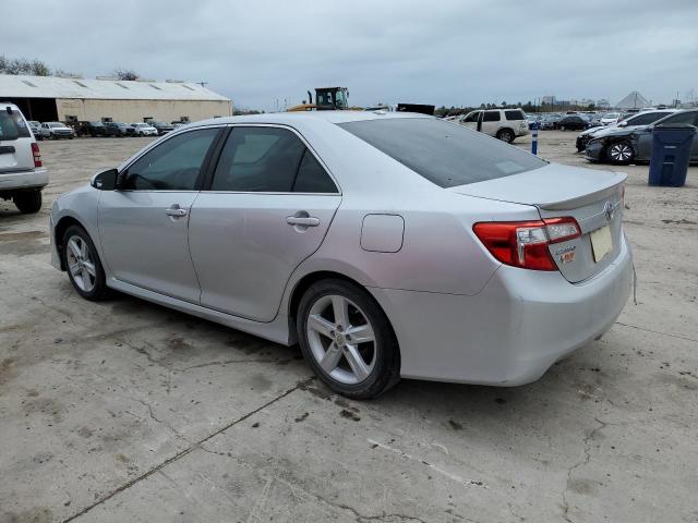 4T1BF1FK1CU082027 - 2012 TOYOTA CAMRY BASE SILVER photo 2