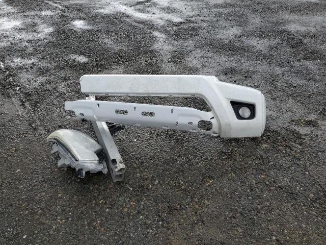 3TMJU4GN1FM184789 - 2015 TOYOTA TACOMA DOUBLE CAB PRERUNNER WHITE photo 12