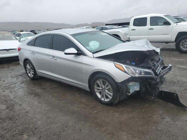 5NPE24AF4GH366535 - 2016 HYUNDAI SONATA SE SILVER photo 4