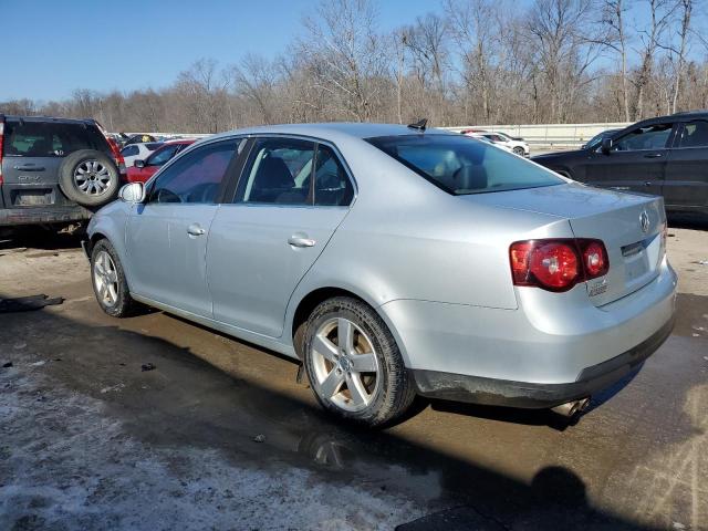 3VWRM71K59M011491 - 2009 VOLKSWAGEN JETTA SE SILVER photo 2