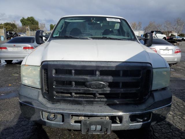 1FTNF20507EA24744 - 2007 FORD F 250 SUPER DUTY WHITE photo 5