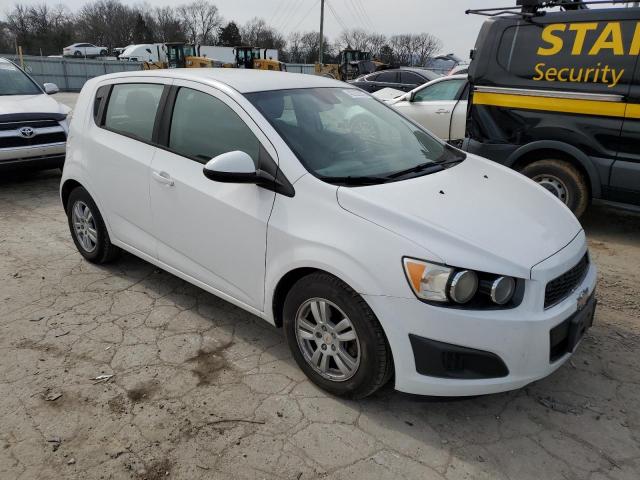 1G1JA6SH1C4142127 - 2012 CHEVROLET SONIC LS WHITE photo 4