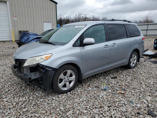 2014 TOYOTA SIENNA LE, 